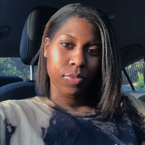 Meet your Posher, Lauryn